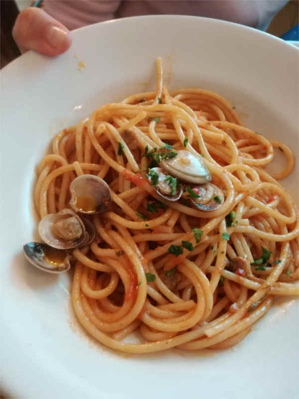 spaghetti alle vongole