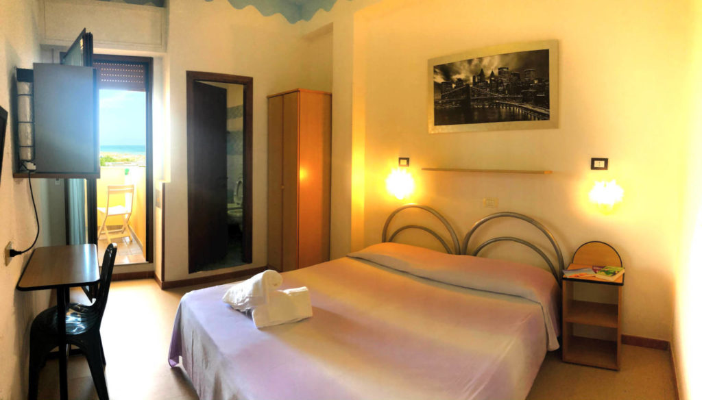 Le camere dell'Hotel Edelweiss - la camera laterale